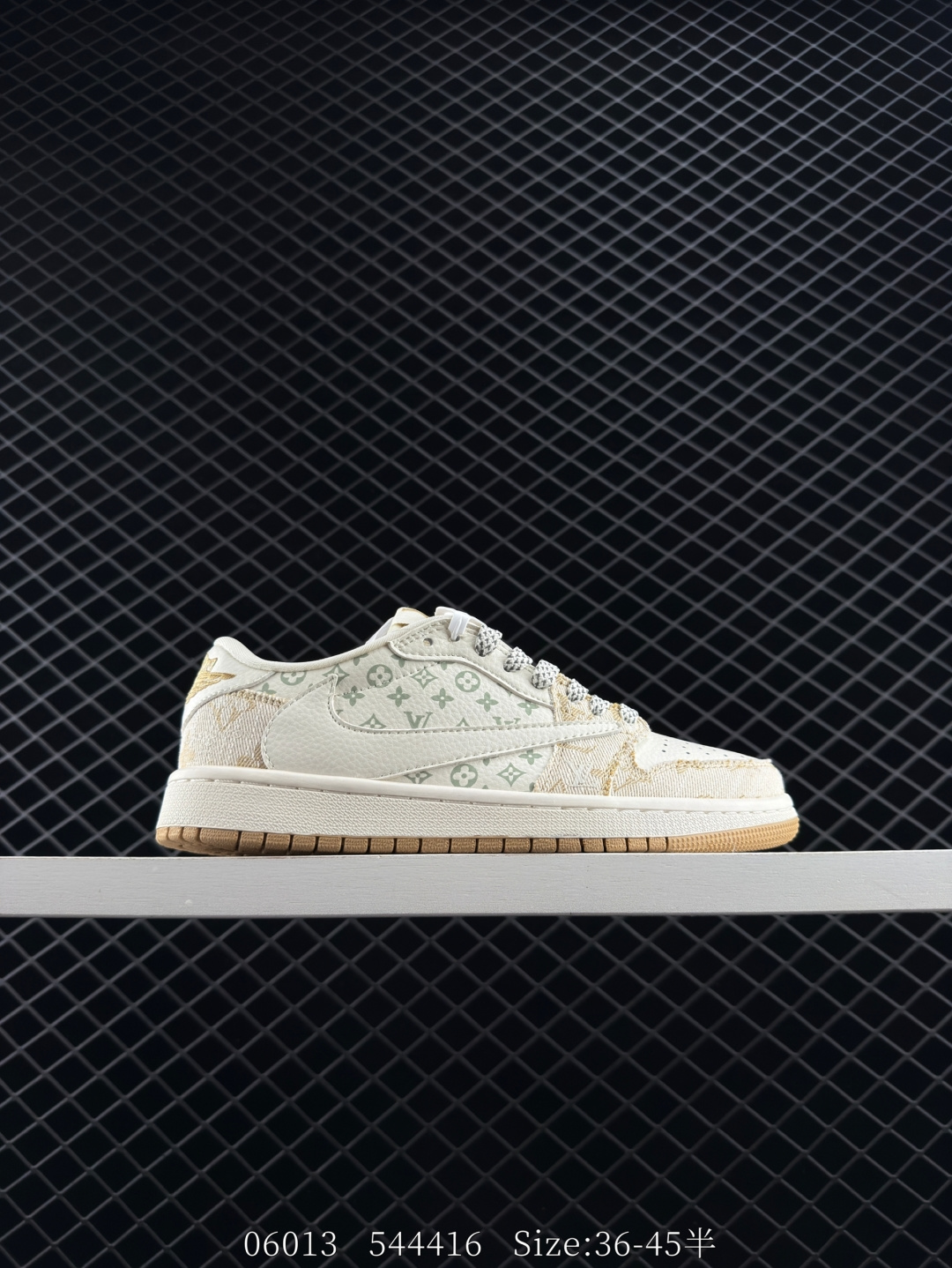 Nike Air Jordan 1 x Travis Scott AJ1